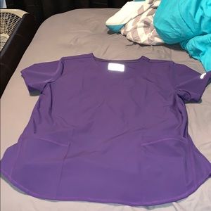 XL SKETCHERS SCRUB TOP